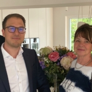 Gruppen Bild Blumen Männer Frau